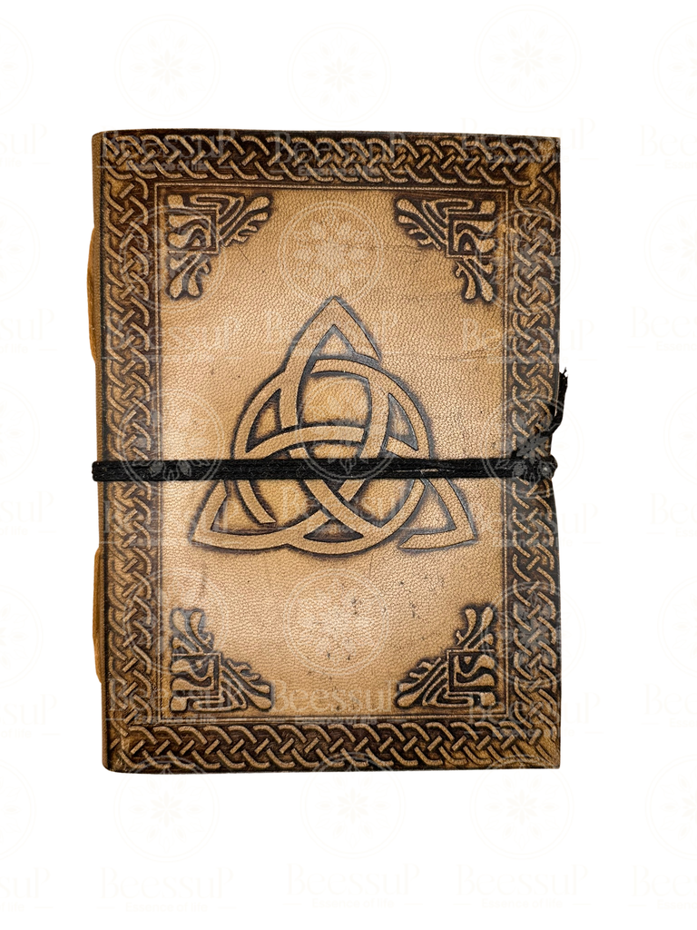 Carnet Artisanal Triquetra